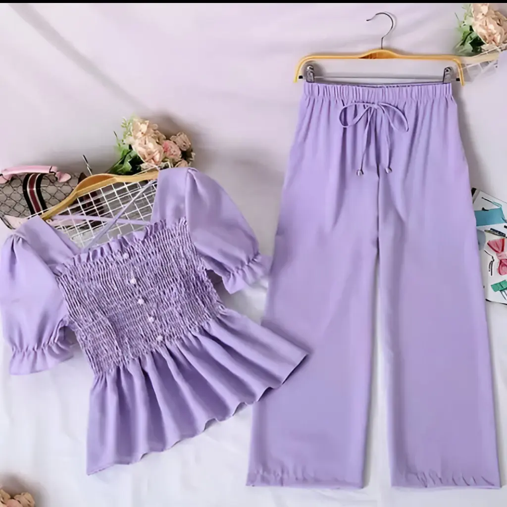 Stylish Crop Top Bottom Set with Smoky Design