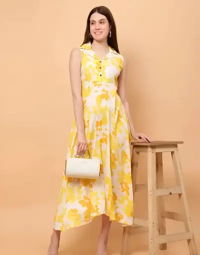  Sleeveless Yellow Floral-Patterned Dress